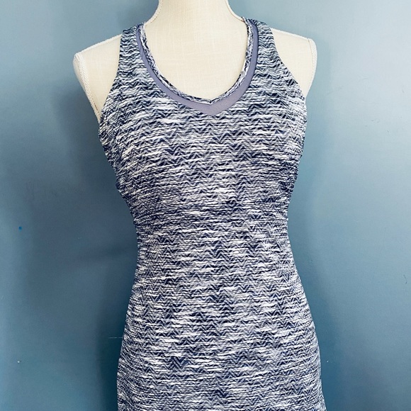 MPG Dress Athletic Sport Travel Shelf Bra Purple Gray Stripe A-Line Pockets M - Picture 4 of 15